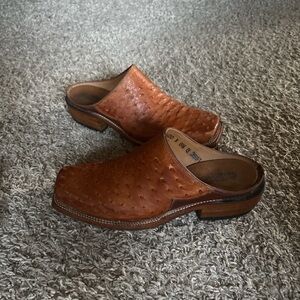 Lucchese Brown Leather Women’s Clog/Boot US 8.5